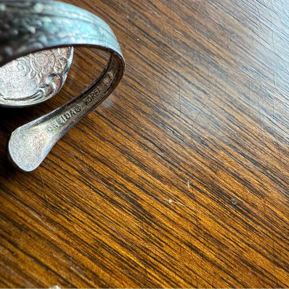 Oneida Korea Silverplate Spoon Band Wrap Ring - Picture 3 of 4